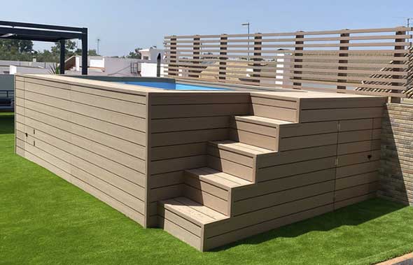 Forrar Piscina con Madera Tecnológica