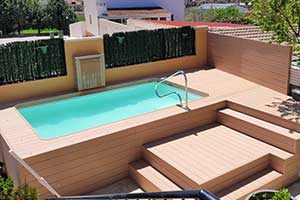 Forrar Piscina con Madera Tecnológica