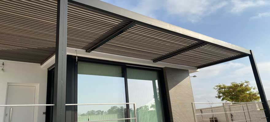 Pérgola de Madera Tecnológica para Porches